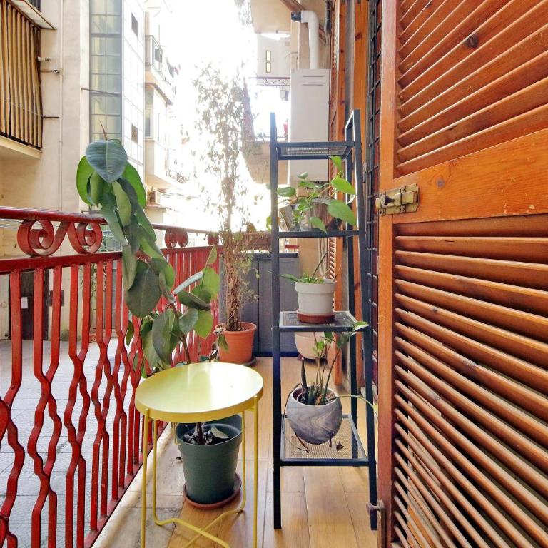 Central Family House near Colosseum Rome - Appartamento Superior con 3 Camere da Letto - 86