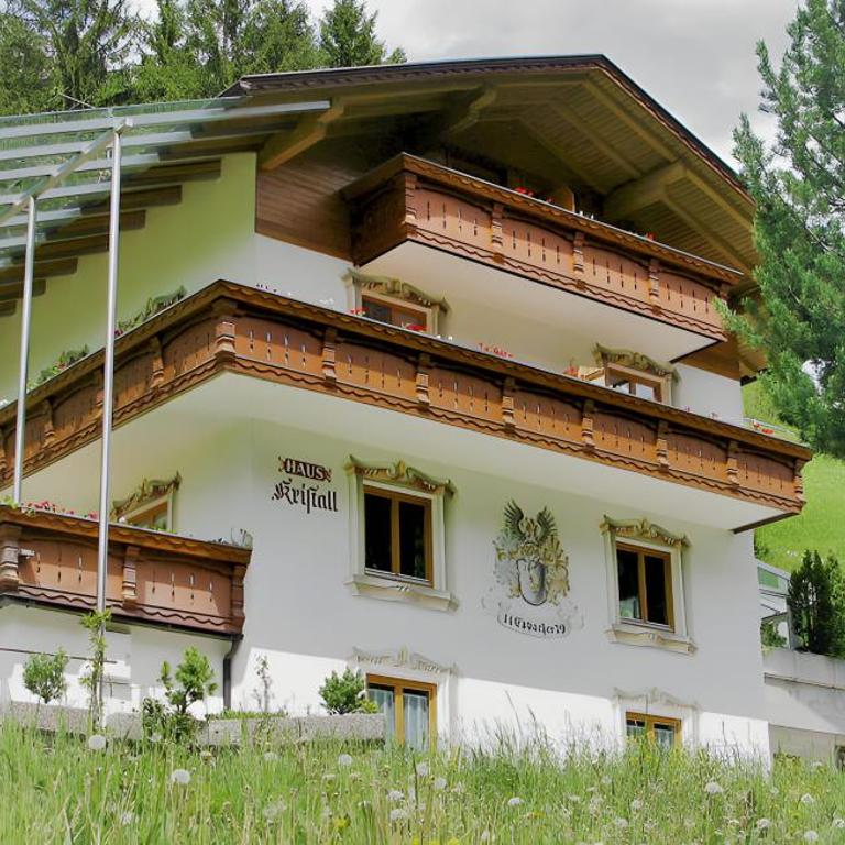Haus Kristall - Deluxe-Apartment mit 2 Schlafzimmern und Gartenblick - 9