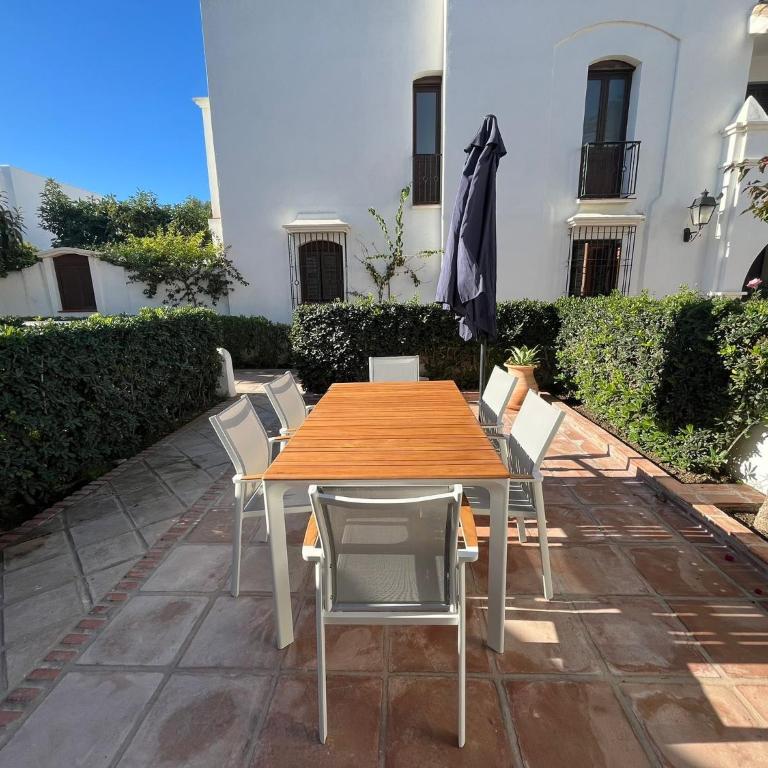 Estepona - Playa - Villa de 2 dormitorios con terrazas al lado del mar AL7 - Apartamento - 18