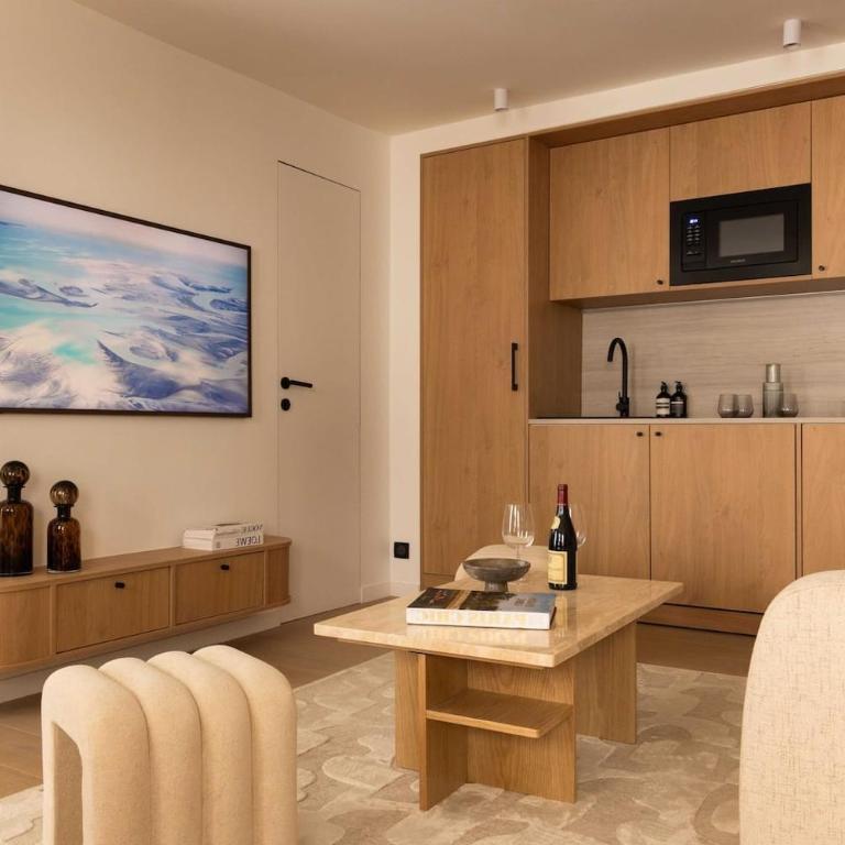 Apartments Near the Arc de Triomphe - Apartment - 1