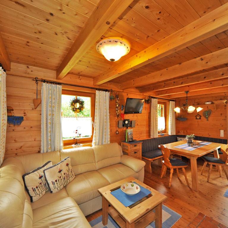 Haus Hasslacher - Three-Bedroom House - 5