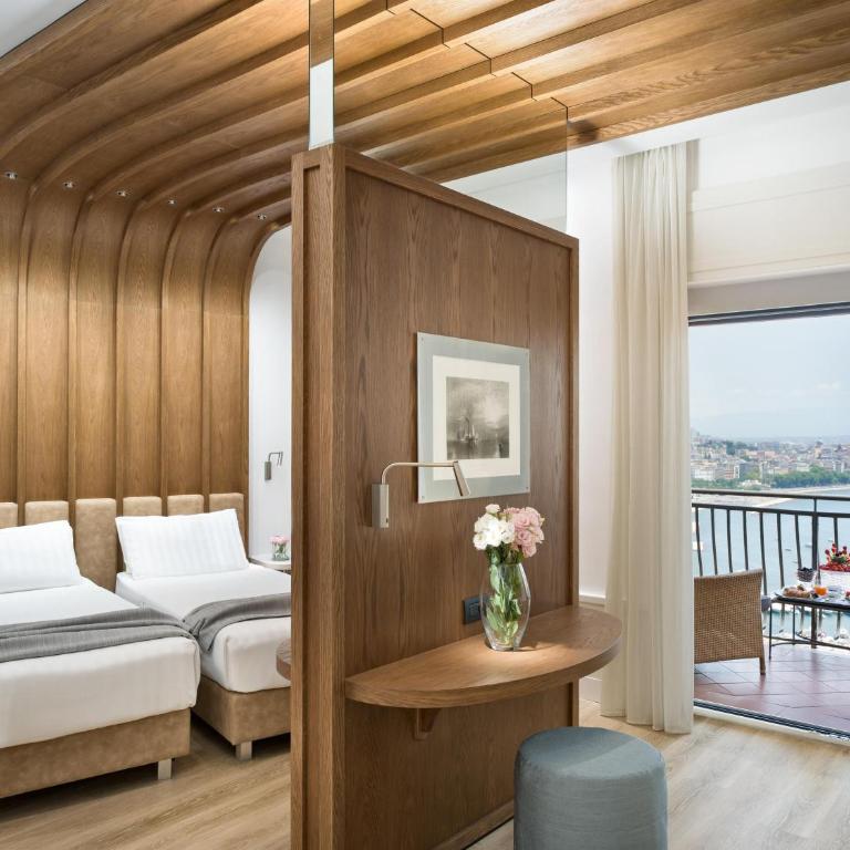 BW Signature Collection Hotel Paradiso - Superior Queen Room with Balcony and Bath Tub - Sea View/Non-Smoking - 2