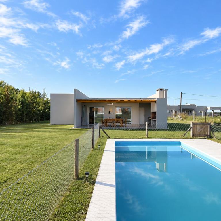 Casa de campo con pileta - Casa de 2 dormitorios - 3