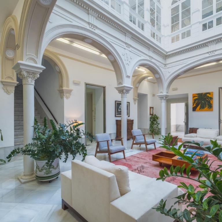 CASA PALACIO en Jerez de la Frontera - Casa de 6 dormitorios - 5