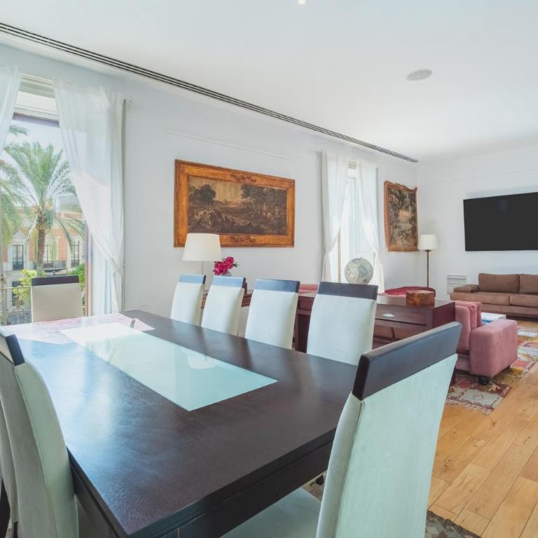 CASA PALACIO en Jerez de la Frontera - Casa de 6 dormitorios - 23