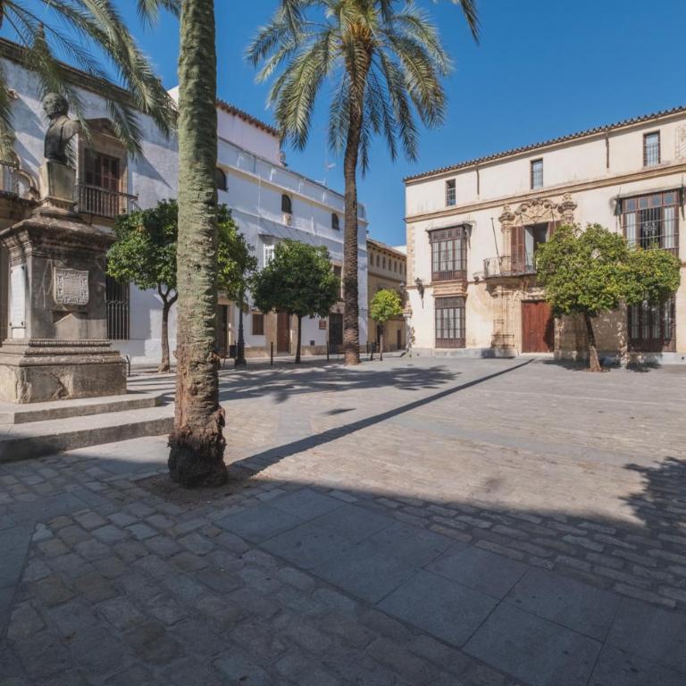 CASA PALACIO en Jerez de la Frontera - Casa de 6 dormitorios - 2