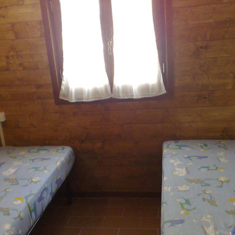 Camping Luni - Bungalow con 2 Camere da Letto - 5
