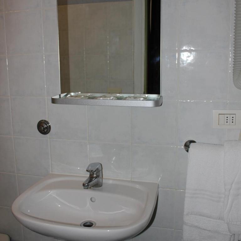 Hotel San Lorenzo - Habitación Triple Estándar - 1