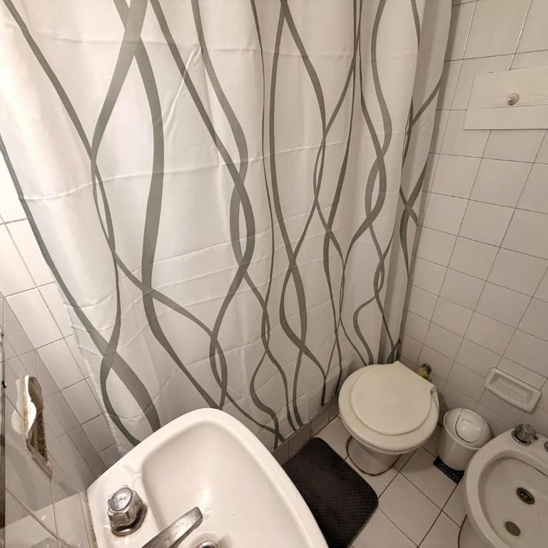 2 ambientes con balcon al contraf abierto y cochera fija - One-Bedroom Apartment - 3
