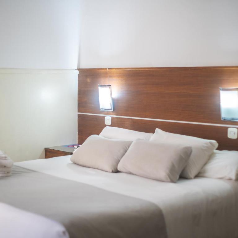 San Martin Hotel y Spa - Standard Double Room - 8