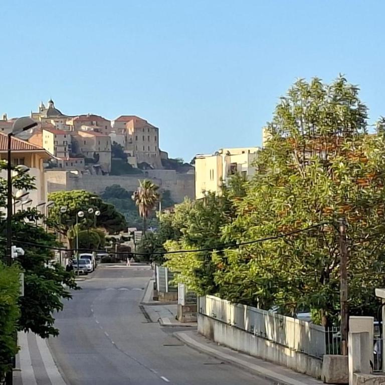 T3 6 pers vue Citadelle, terrasse et garage inclus - Appartement 2 Chambres - 50