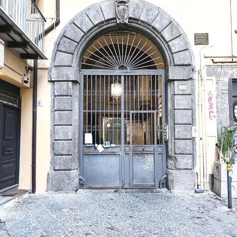 Vecchia Napoli Santa Maria la Nova - Appartamentino su 2 Livelli - 62