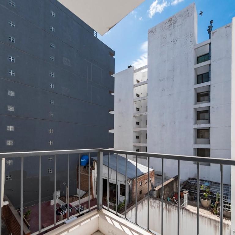 Dpto divino a pasos de todo en General Paz - One-Bedroom Apartment - 48