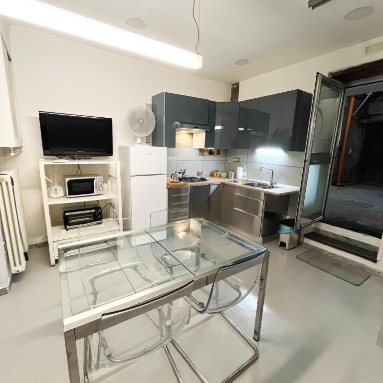 Vecchia Napoli Santa Maria la Nova - Appartamentino su 2 Livelli - 46