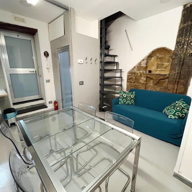 Vecchia Napoli Santa Maria la Nova - Appartamentino su 2 Livelli - 37