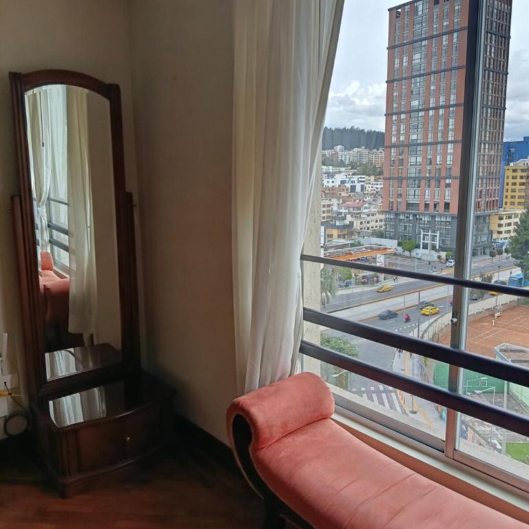 LUXURY SUITE, Cómoda y Amueblada - One-Bedroom Apartment - 9