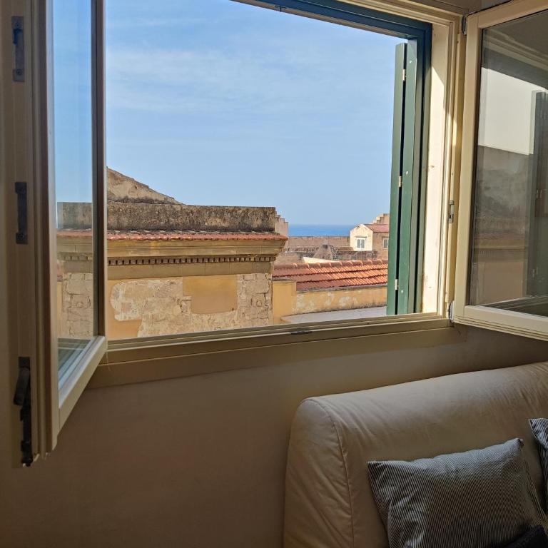 Il nido del gabbiano - Attico vista mare, 2 terrazzi nel centro storico - Appartamento Attico - 36