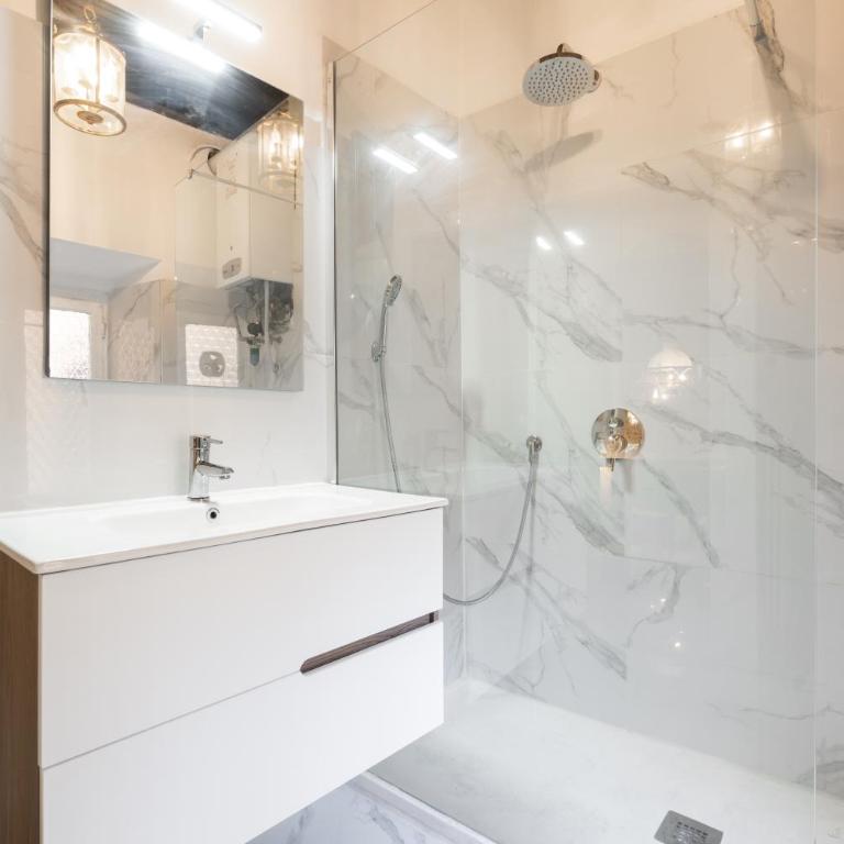 Pamela Dreams Parione - Appartamento con 3 Camere da Letto e con Balcone - 24