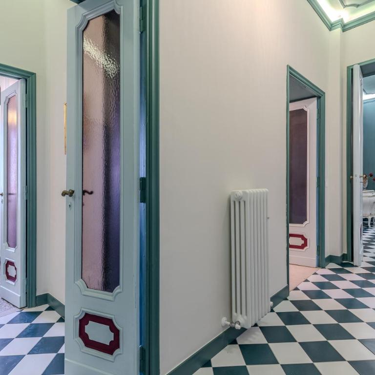 Atrium Emerald Spacious 204m with Private Sauna & Pool Table - Appartamento con 3 Camere da Letto - 50