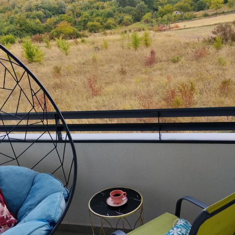 Green Hill Lux Apartments - One-Bedroom Apartment - 62
