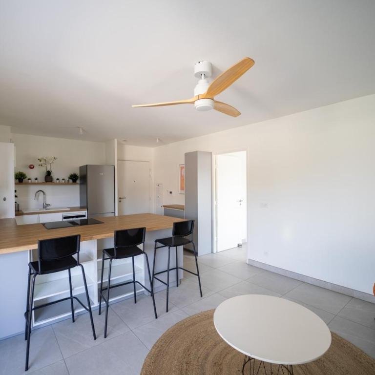 FRGK "BEL AZUR 1 BDR Luxury Sea View Parking AC WIFI HIGH SPEED " - Appartement - 4