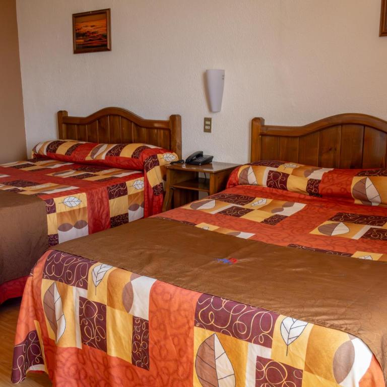Hotel San Angel - Habitación Doble - 2 camas dobles - 2