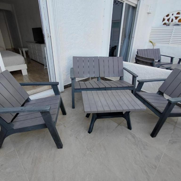 Gorgeous Caribbean Ocean View - One-Bedroom Apartment - 9