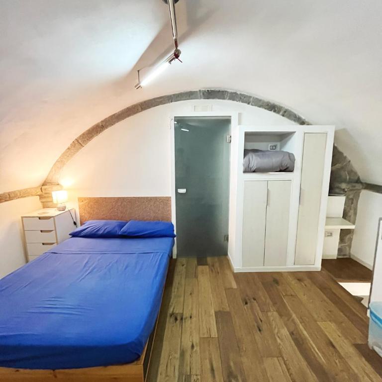 Vecchia Napoli Santa Maria la Nova - Appartamentino su 2 Livelli - 2