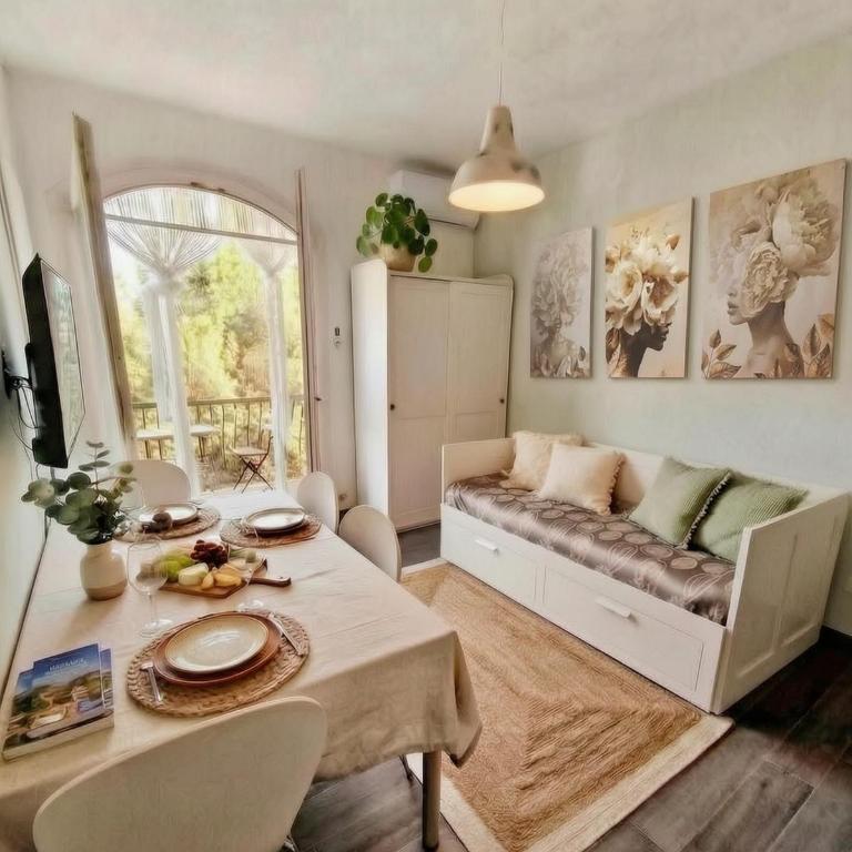 Peschiera del Garda, Air Conditioning, Wi-fi and free parking - One-Bedroom Apartment - 3