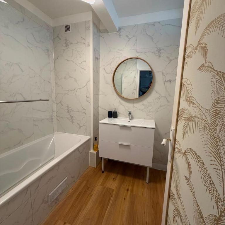 Les Tamaris, Plage à 200 mètres - Apartamento de 1 dormitorio - 9
