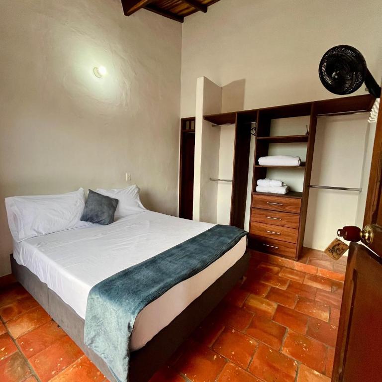 La Morada Hospedaje - Habitación Doble con balcón - 4