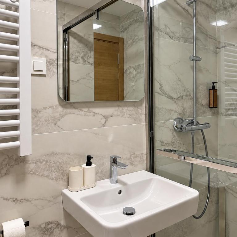City Premium Apartment & Free Garage - Appartement 1 Chambre - 29