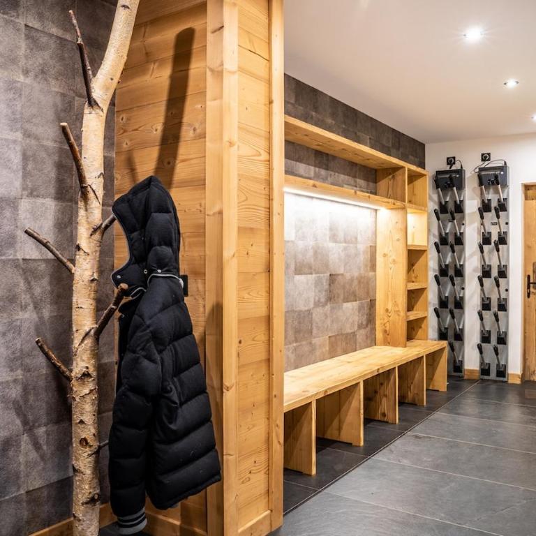 Le Strato Chalet avec jacuzzi aux pieds des pistes - Chalet - 8