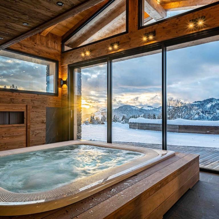 Le Strato Chalet avec jacuzzi aux pieds des pistes - Chalet - 16