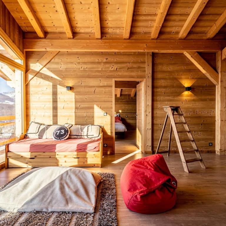 Le Strato Chalet avec jacuzzi aux pieds des pistes - Chalet - 28