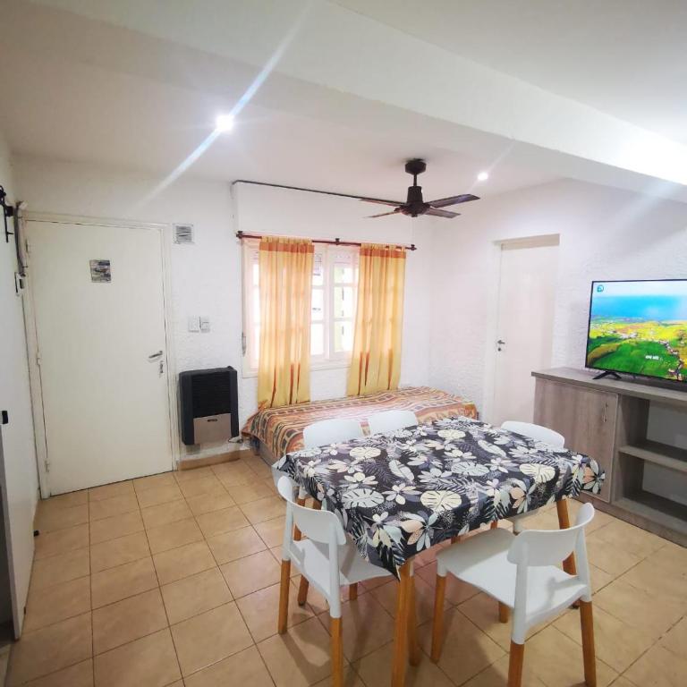 COMPLEJO ARCOÍRIS Mar De Ajó - Two-Bedroom House - 16