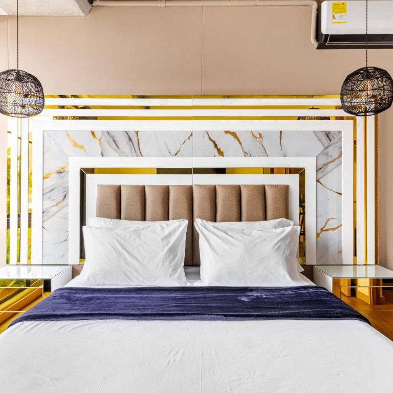 One Living Luxe Mall City Plaza - Apartment - 12