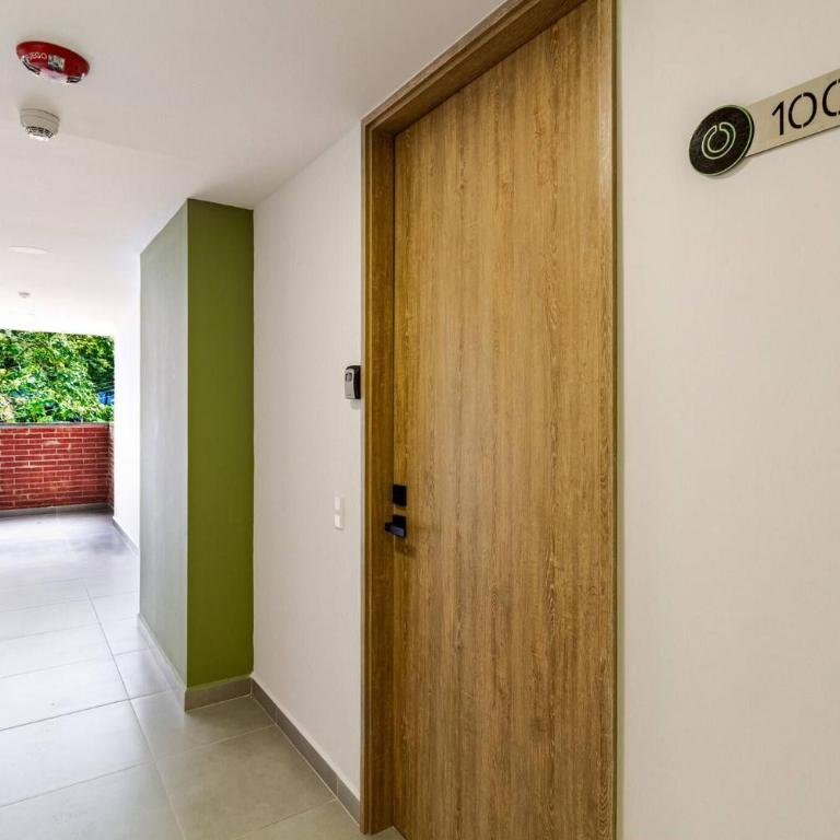 One Living Luxe Mall City Plaza - Apartment - 22