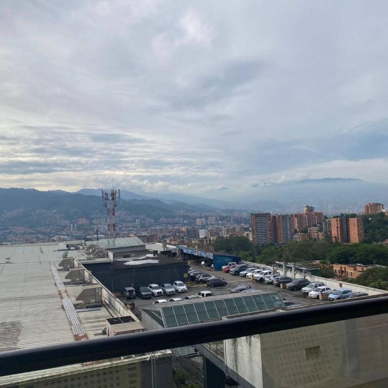 One Living Luxe Mall City Plaza - Apartment - 31