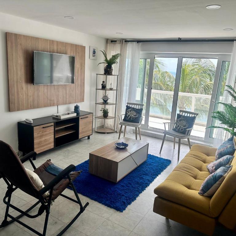 Exclusivos Apartamentos con playa privada - Two-Bedroom Apartment - 14