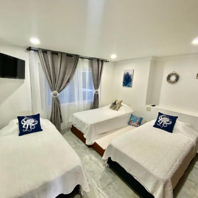 Exclusivos Apartamentos con playa privada - Two-Bedroom Apartment - 15