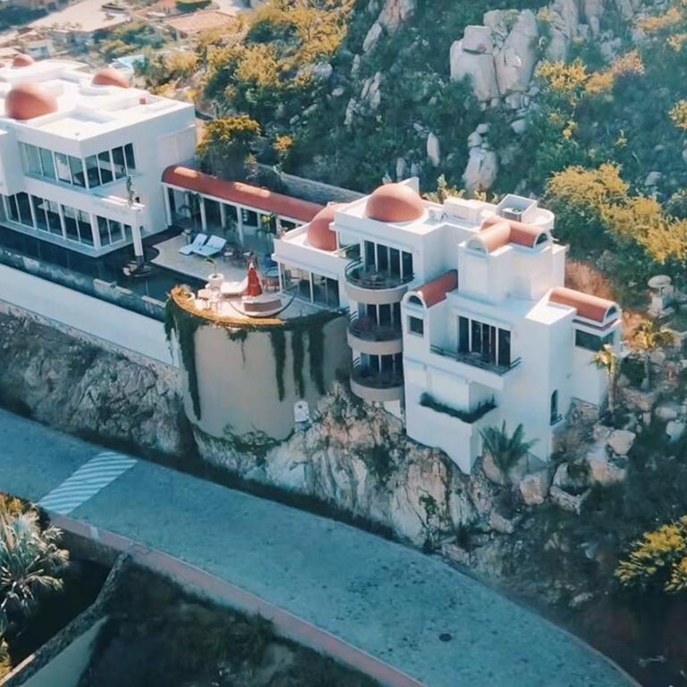Pedregal Villa with 75-ft Pool and Panoramic Views - Villa - 13