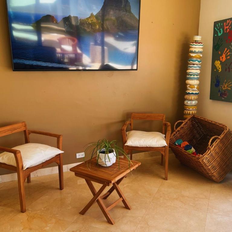 Pedregal Villa with 75-ft Pool and Panoramic Views - Villa - 31