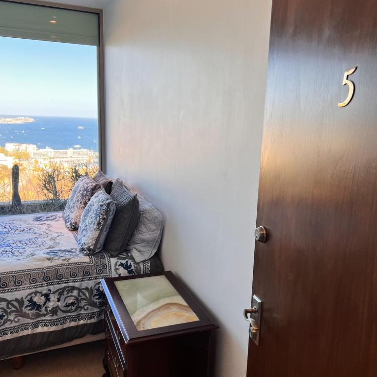 Pedregal Villa with 75-ft Pool and Panoramic Views - Villa - 55