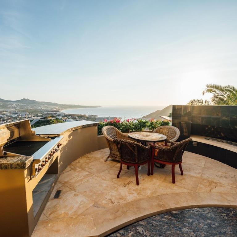 Pedregal Villa with 75-ft Pool and Panoramic Views - Villa - 62