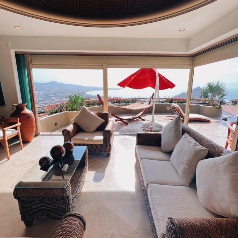 Pedregal Villa with 75-ft Pool and Panoramic Views - Villa - 74