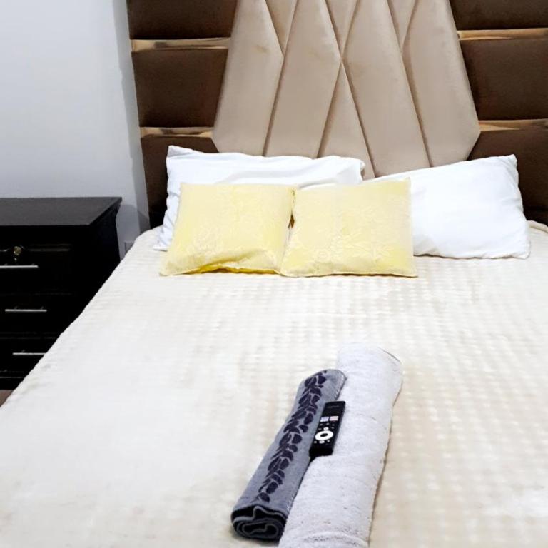 Ruach - One-Bedroom Apartment - 2