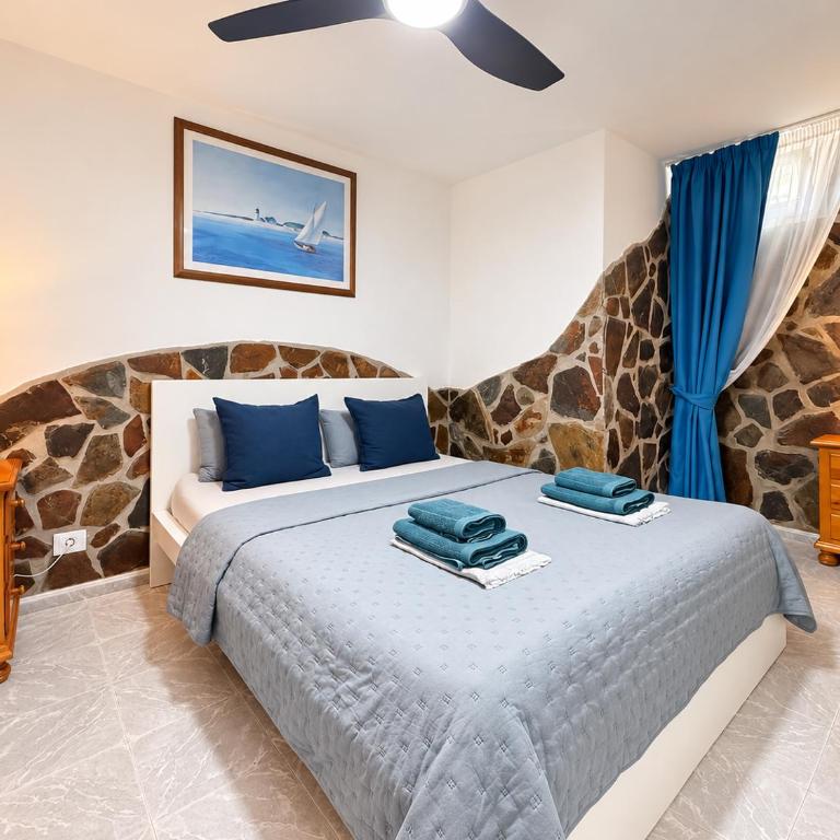 BellaVista DM private pool - One-Bedroom Apartment - 17