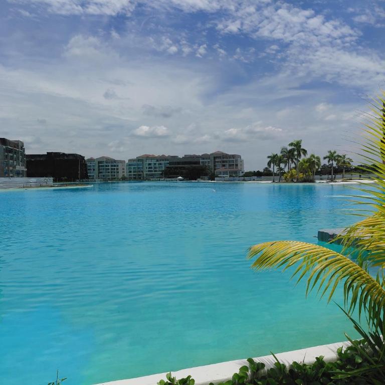 Apartamento con laguna de aguas cristalinas - Family Suite with Balcony - 17
