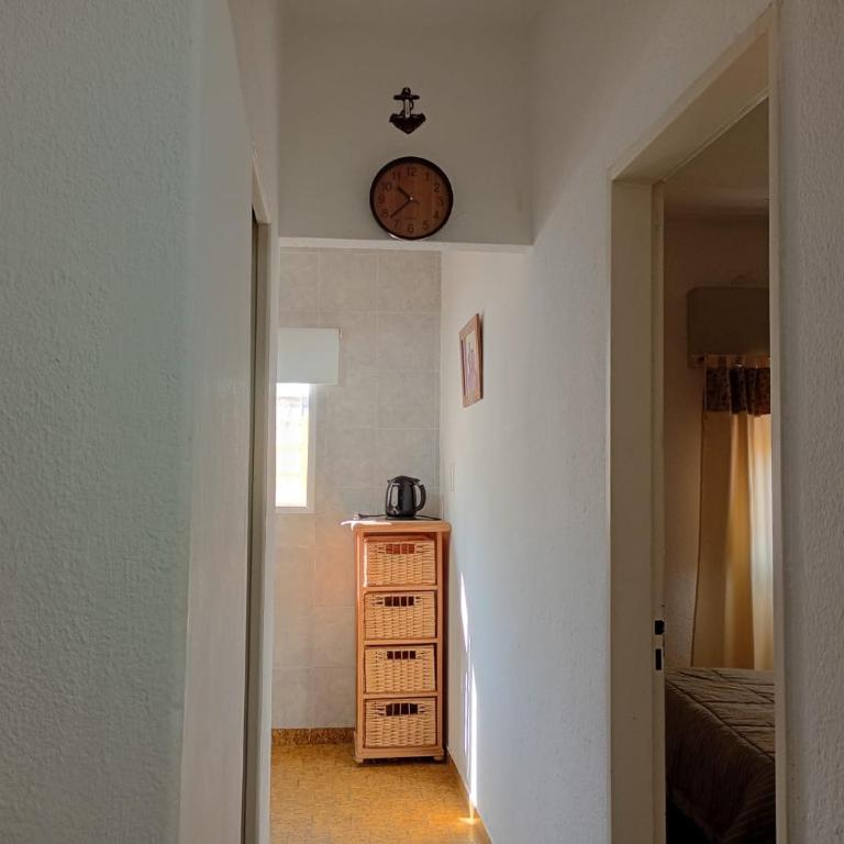 Departamento en Las Toninas - 2 ambientes con terraza - 300 mts del mar - Apartamento de 1 dormitorio - 13